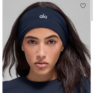 ALO Yoga Performance Conquer Headband - Navy